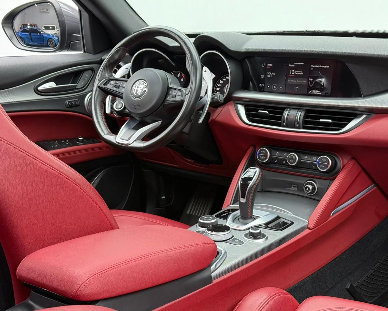 Alfa Romeo Stelvio Veloce 2022 Alfa Romeo Stelvio Q4 Veloce, 2027 Alfa Romeo Warranty + Service Pack, Fully Loaded, GCC