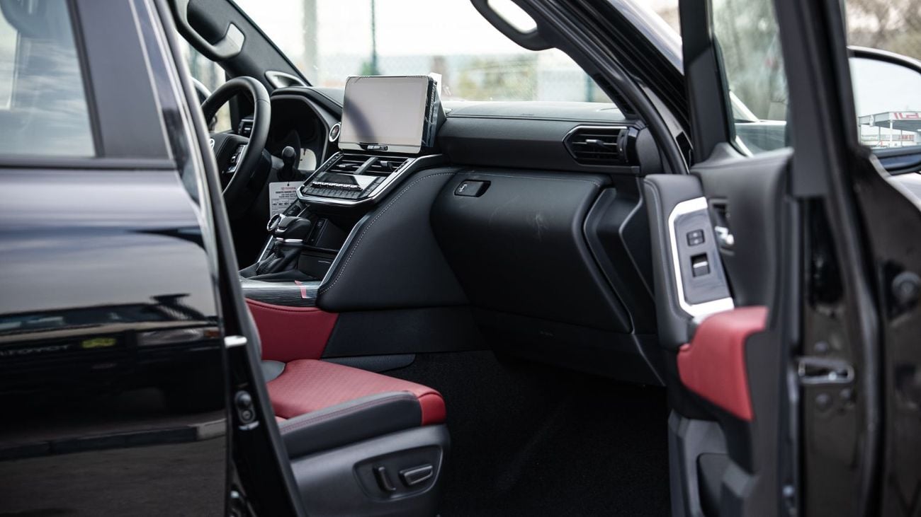 تويوتا لاند كروزر GRS 3.5L - Attitude Black Inside Maroon | Export Only