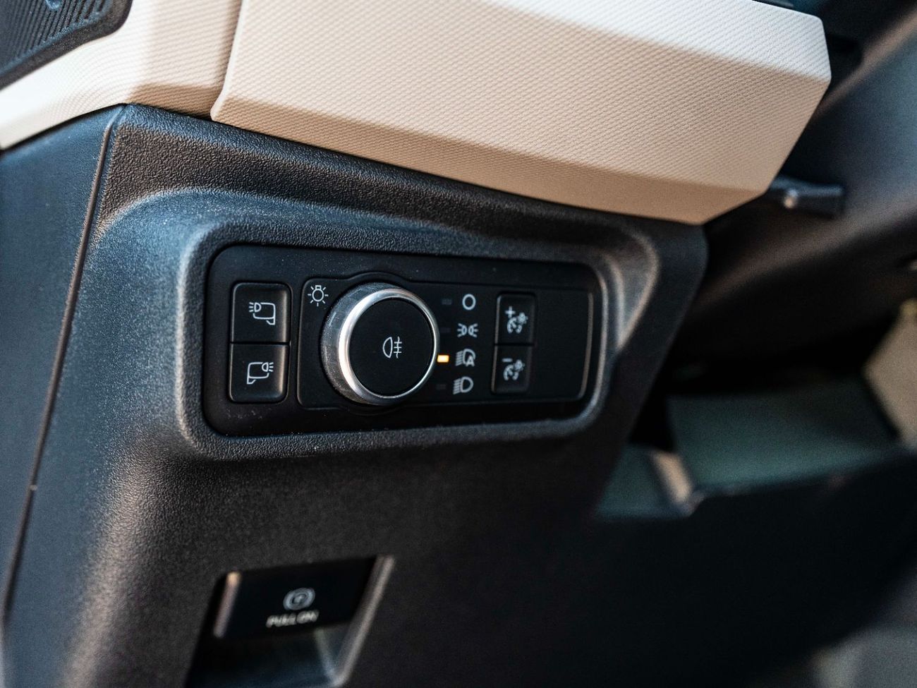 فورد برونكو Wildtrak 2.7L (4 Seater)