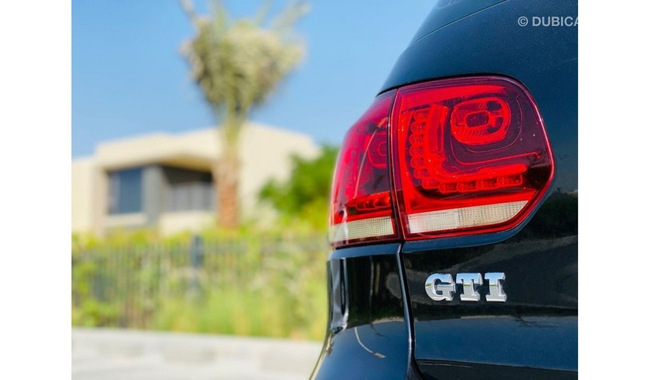 فولكس واجن جولف GTI || GCC || Original Paint || Fully Loaded || Very Well Maintained