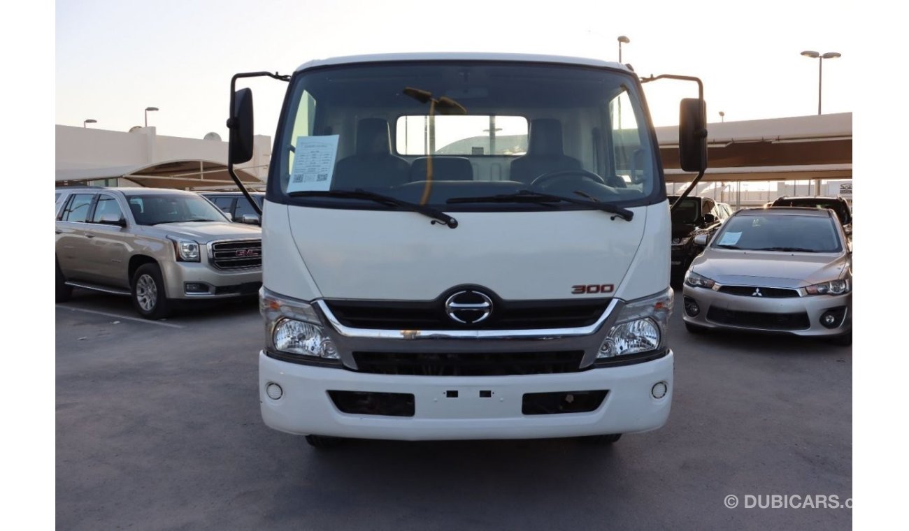 هينو 300 Hino 3T 714 2018 GCC