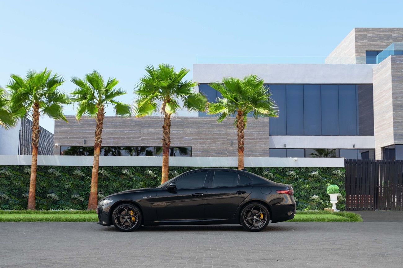 Alfa Romeo Giulia Veloce | 2,056 P.M  | 0% Downpayment | Excellent Condition!