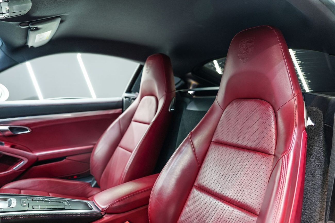 Porsche 718 Cayman S 2.5L A/T