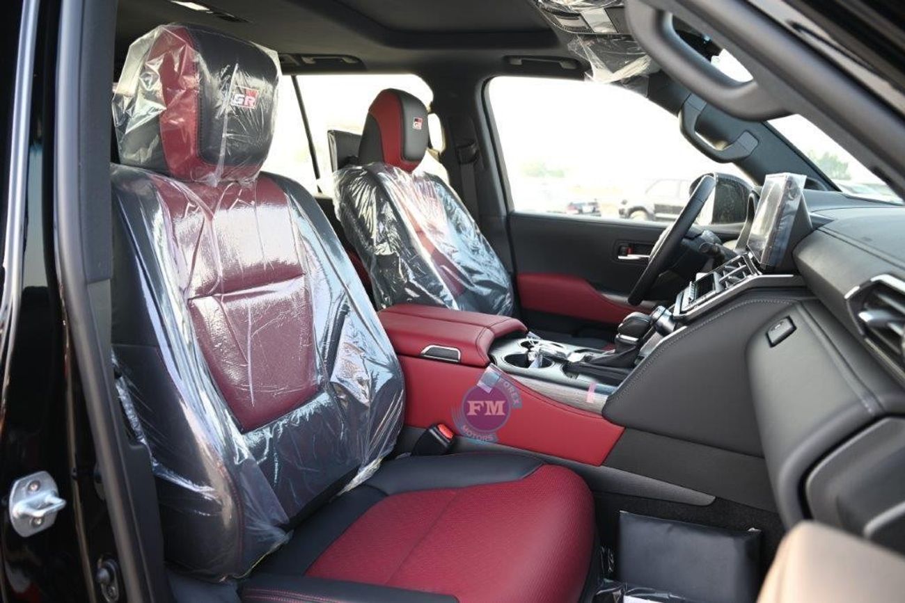 Toyota Land Cruiser GRS V6 3.3L Diesel 7 Seat Automatic