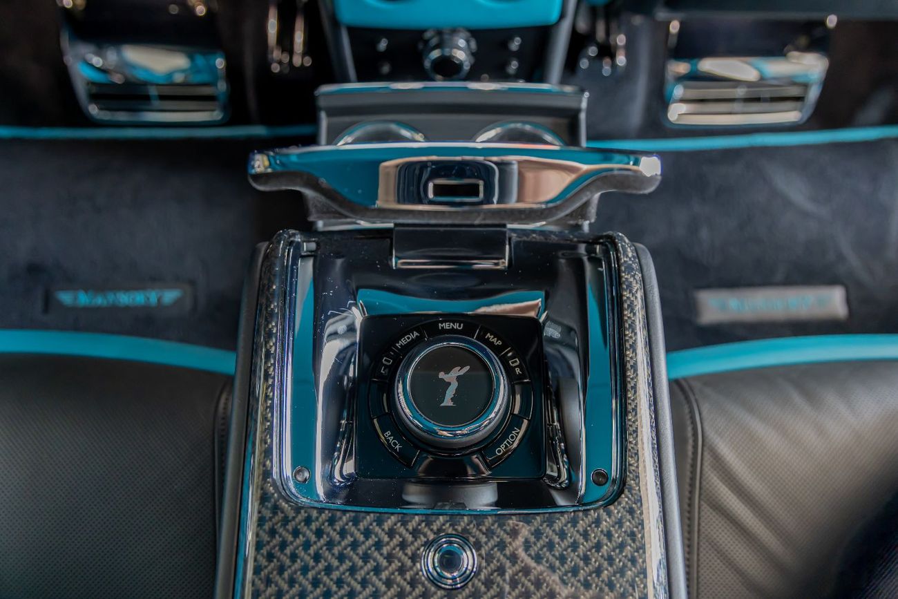 Rolls-Royce Cullinan Rolls Royce Cullinan Mansory Original Exterior and Interior - 2023 Perfect Condition