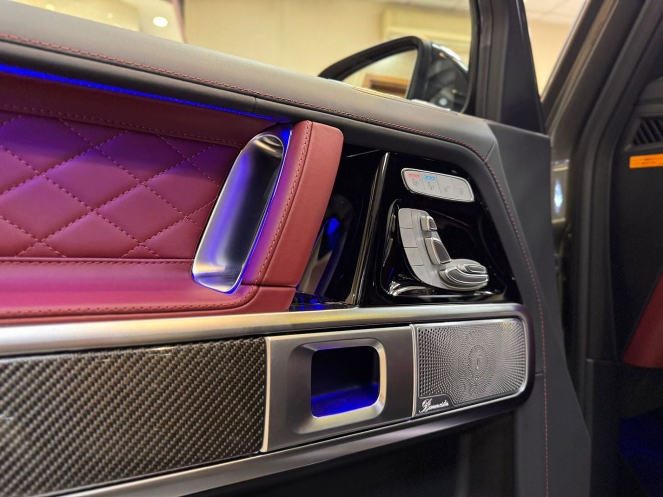 مرسيدس بنز G 63 AMG STD DOUBLE NIGHT PACKAGE 2026