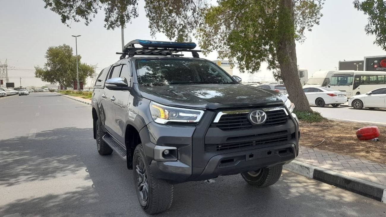 Toyota Hilux Right-Hand drive Diesel 2.8 SR5 2.8CC auto with canopy leather electric seats