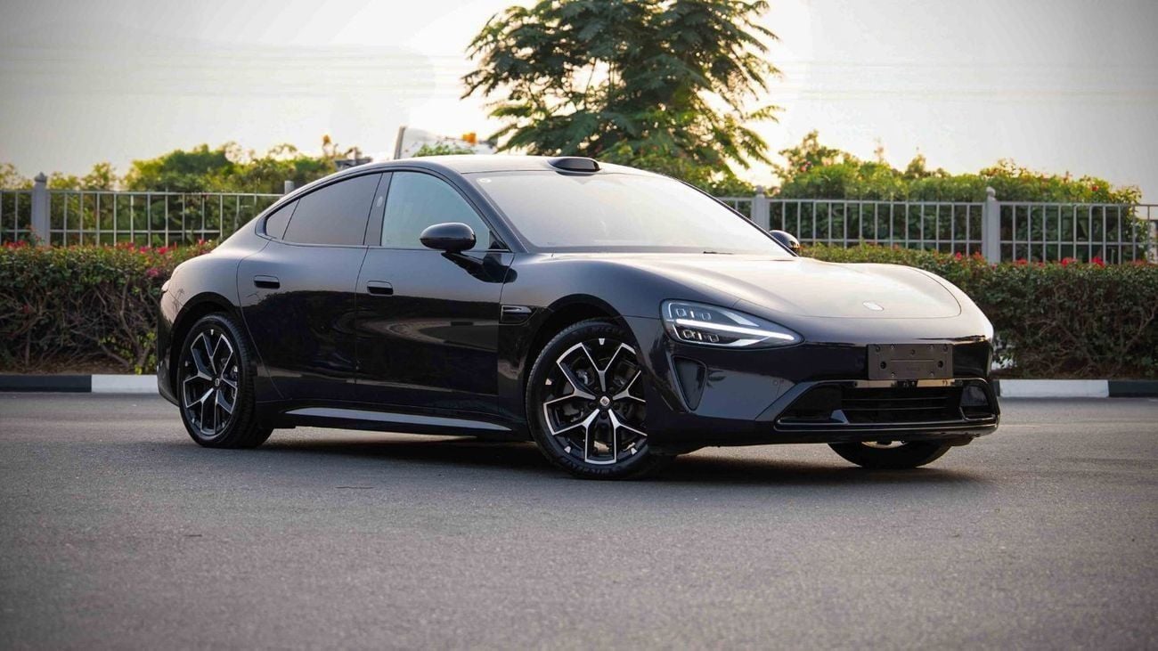 شاومى SU7 PRO - Black inside Black | Export Only