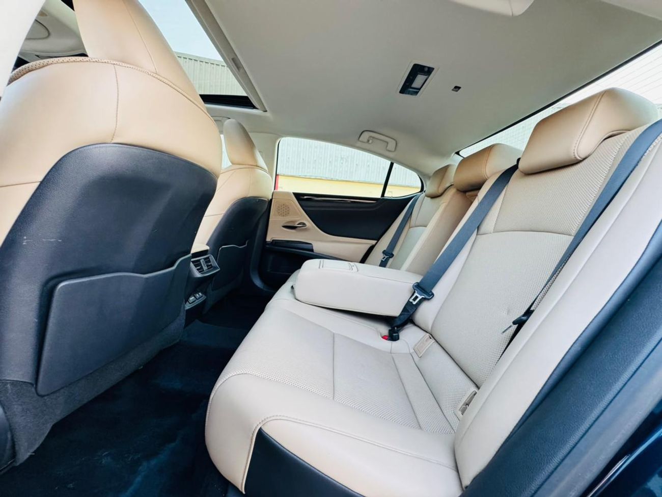 Lexus ES350 Premier 3.5L FWD