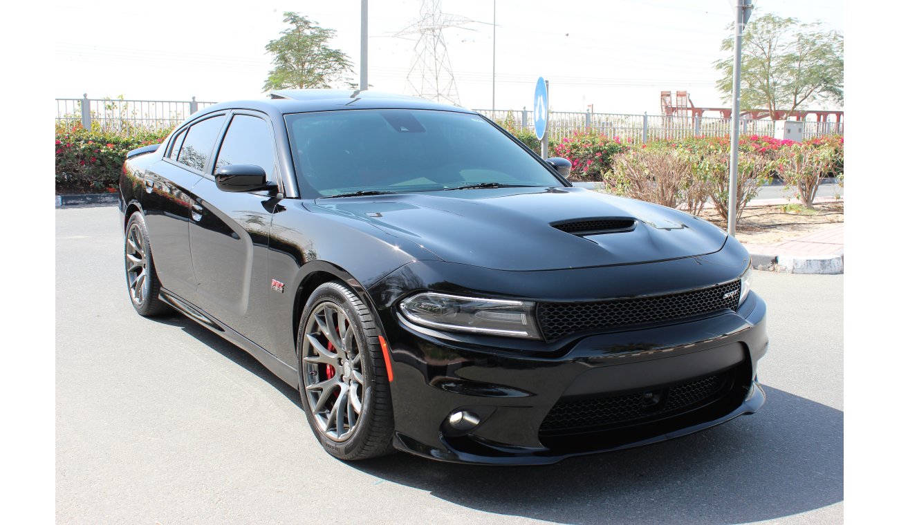 Dodge Charger 2015 / SRT/ 6.4/ GCC/ UNDER WARRANTY