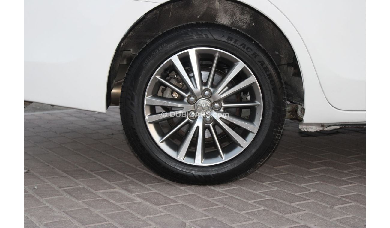 تويوتا كورولا تويوتا كورولا 2014 خليجي رقم 2 بحالة ممتازة بدون حوادث نظيفه جدا من الداخل والخارج