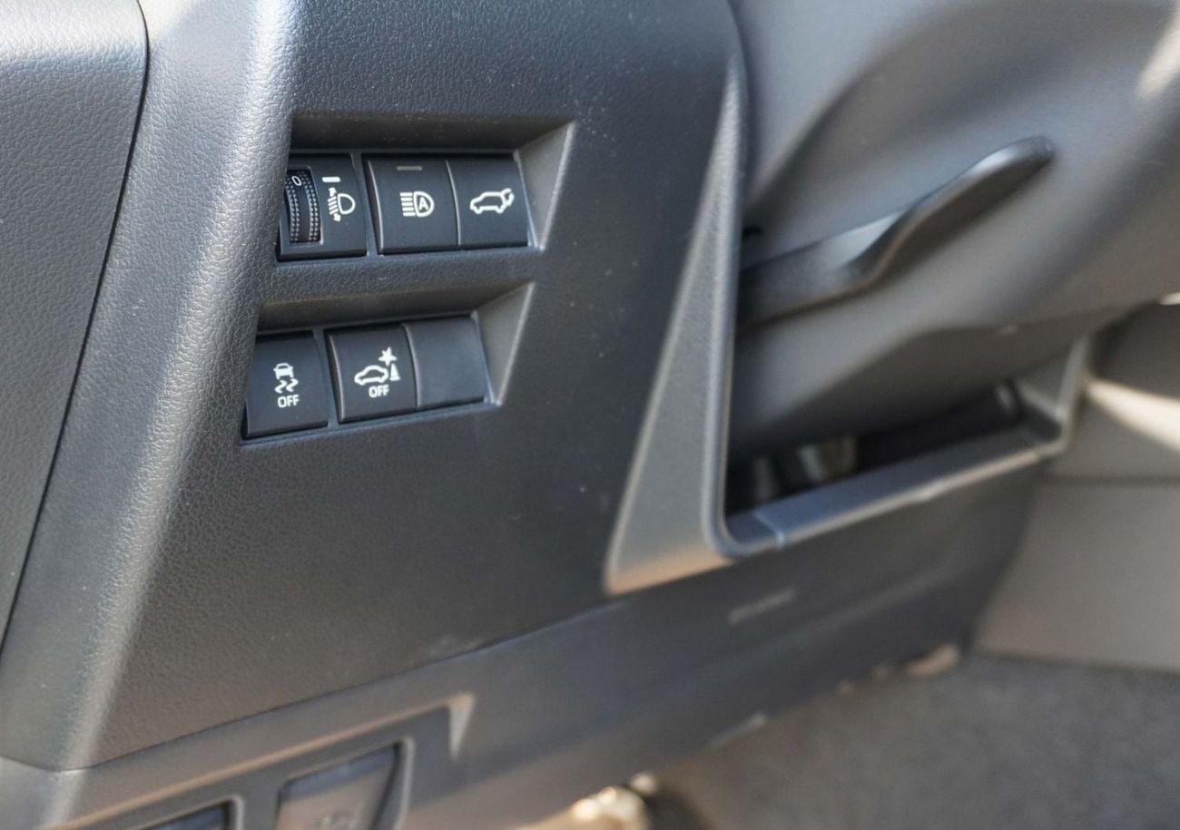 Toyota Land Cruiser GXR TOYOTA Landcruiser GXR 4.0 Petrol AT Model 2026 With RADAR 2026  Model - GCC SPECS
