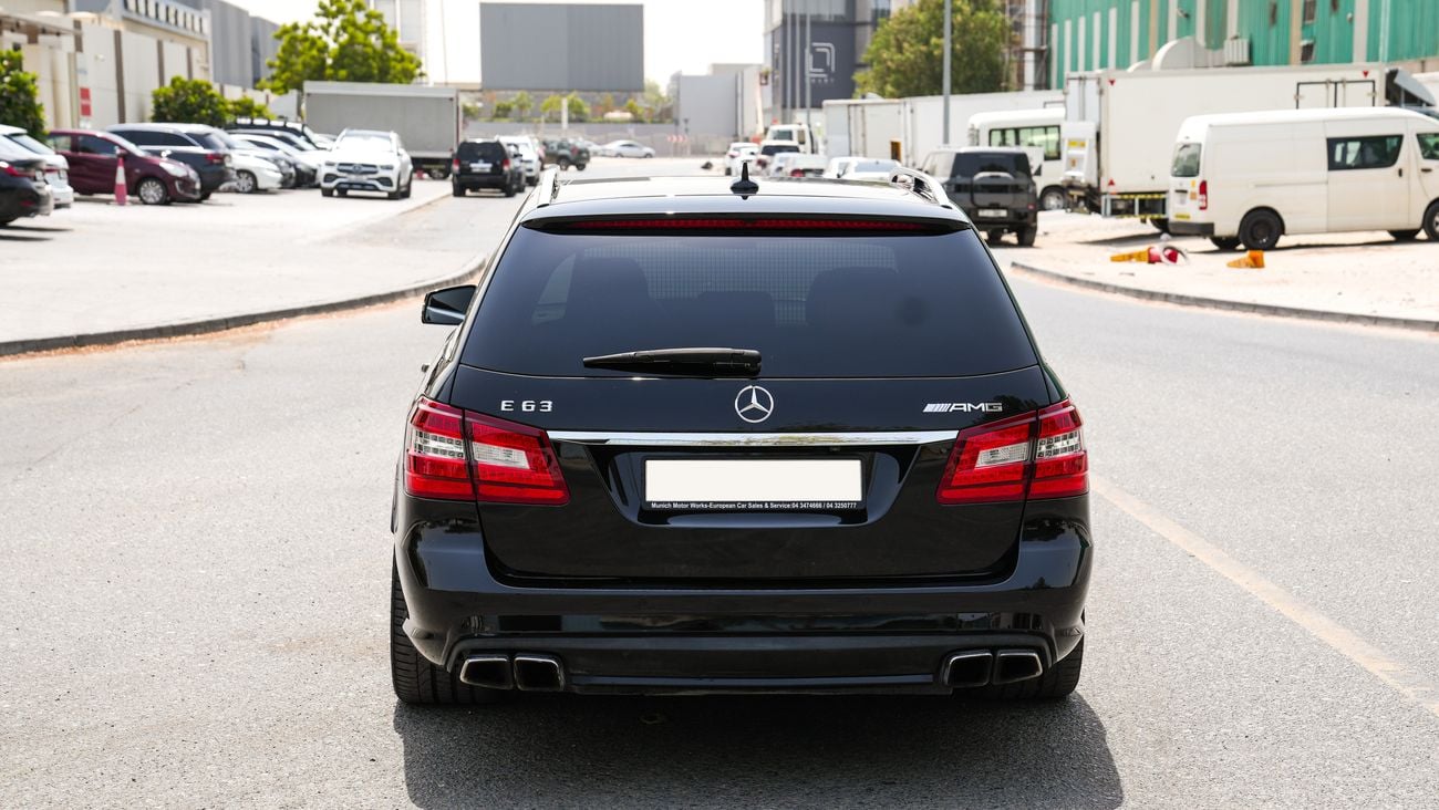 مرسيدس بنز E 63 AMG STD