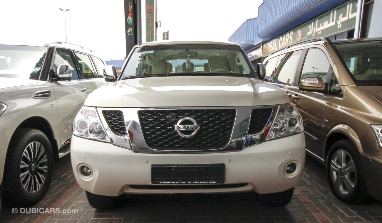 Nissan Patrol SE With LE Bagde