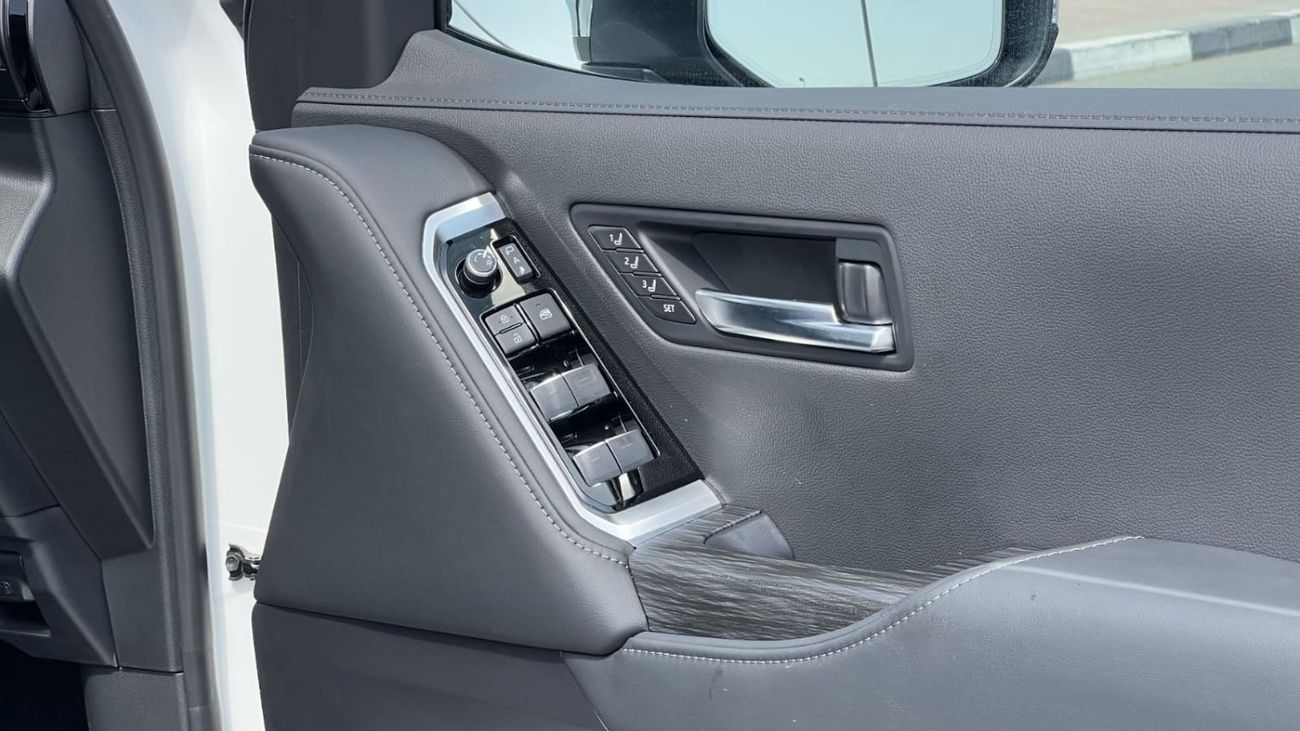 Toyota Land Cruiser SAHARA ZX