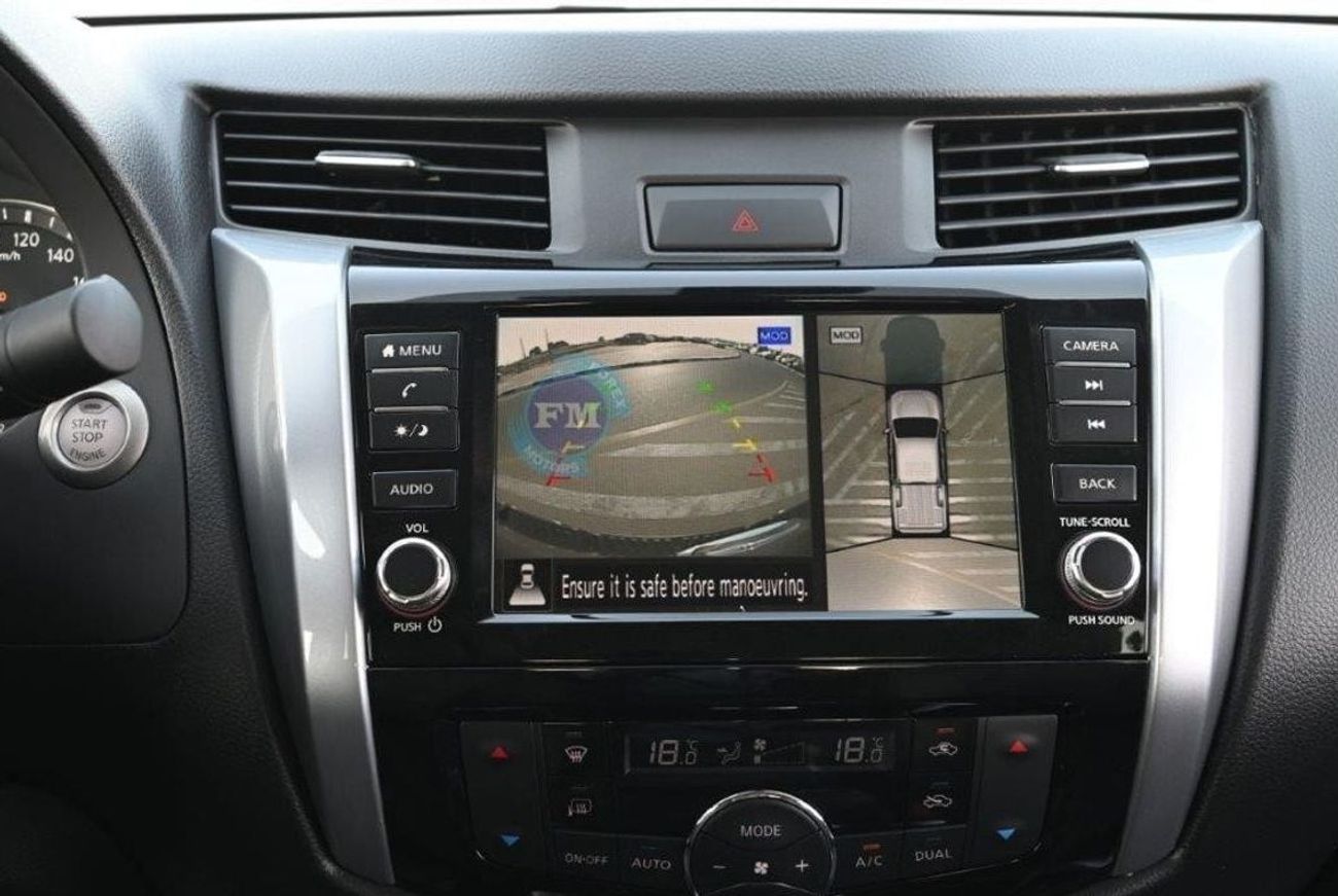 نيسان نافارا Double Cab LE 2.5L Petrol 4WD 5 Seater Manual