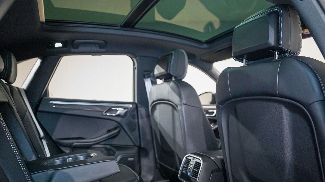 Porsche Macan GTS 2.9L (435 HP) | AED 5,693 PM | Warranty Feb-2026 | GCC