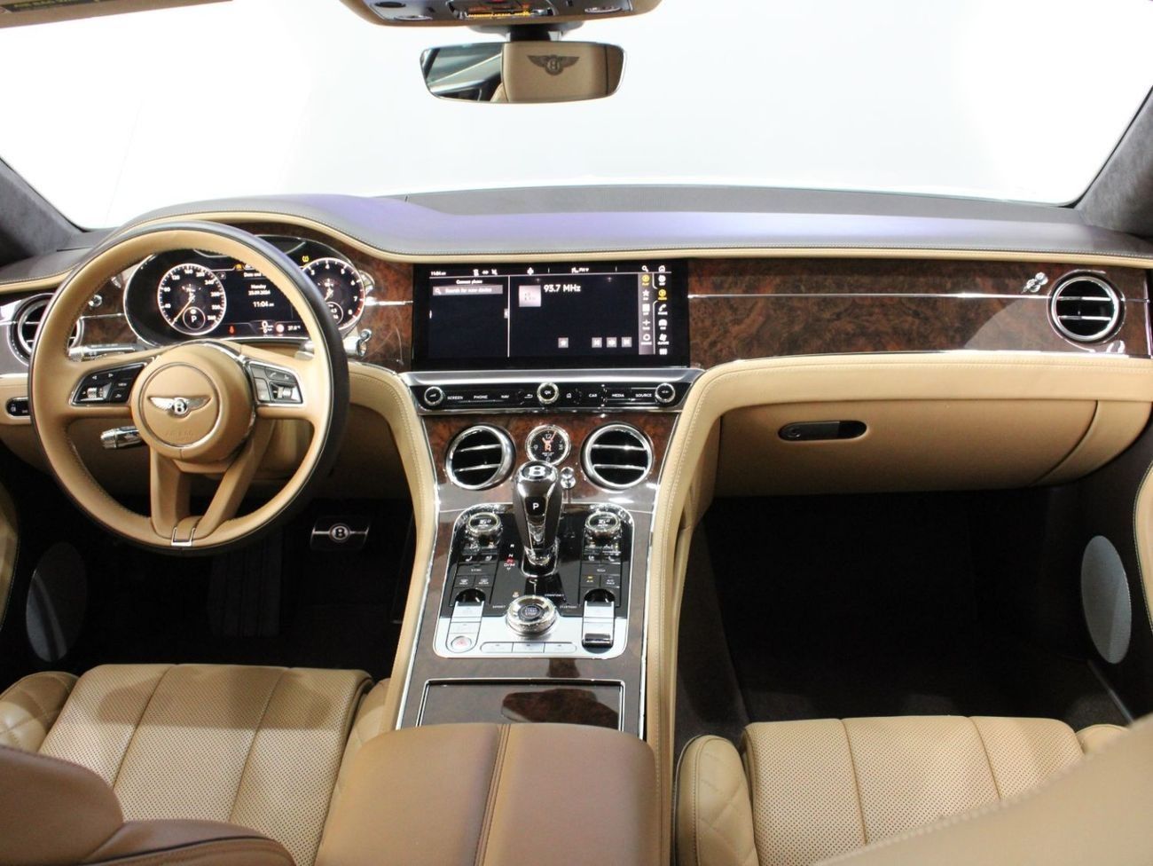 بنتلي كونتيننتال جي تي 4.0T V8