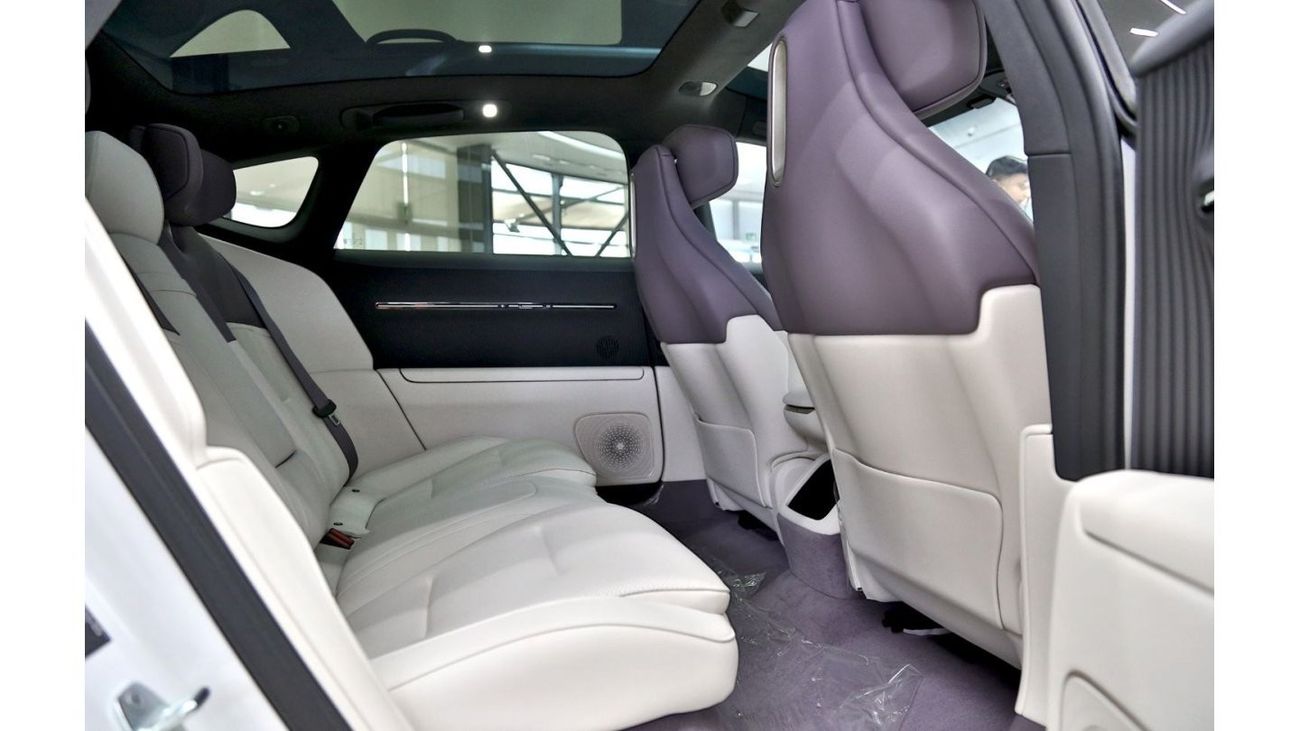 Avatr 12 GT Top Version with 3 Lidar  Pure Electric Sport Hatchback 2024