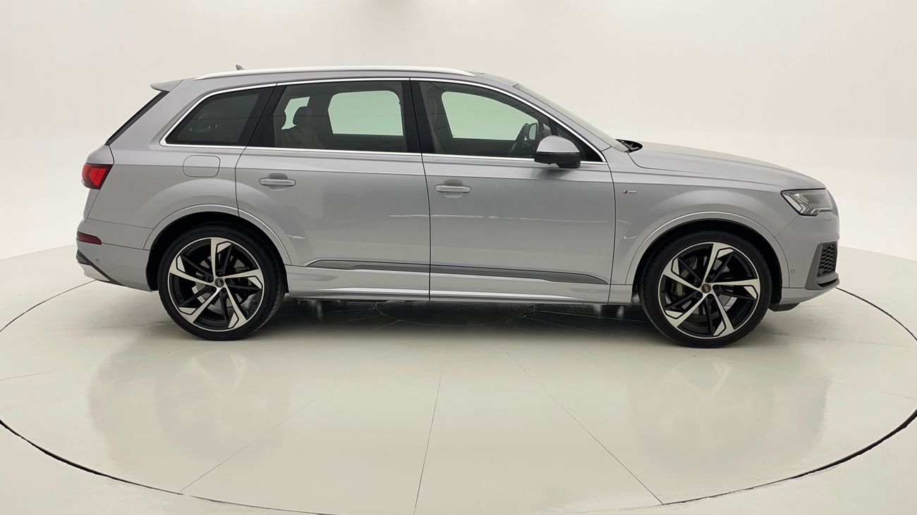 Audi Q7 55 TFSI S LINE 3 | Zero Down Payment | Home Test Drive