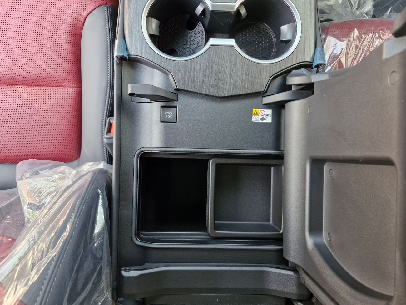 Toyota Land Cruiser 2025 TOYOTA VXR-Z 3.3L DIESEL ROOF LIGHT SOFT CLOSE DR, BRAND NEW 0KM