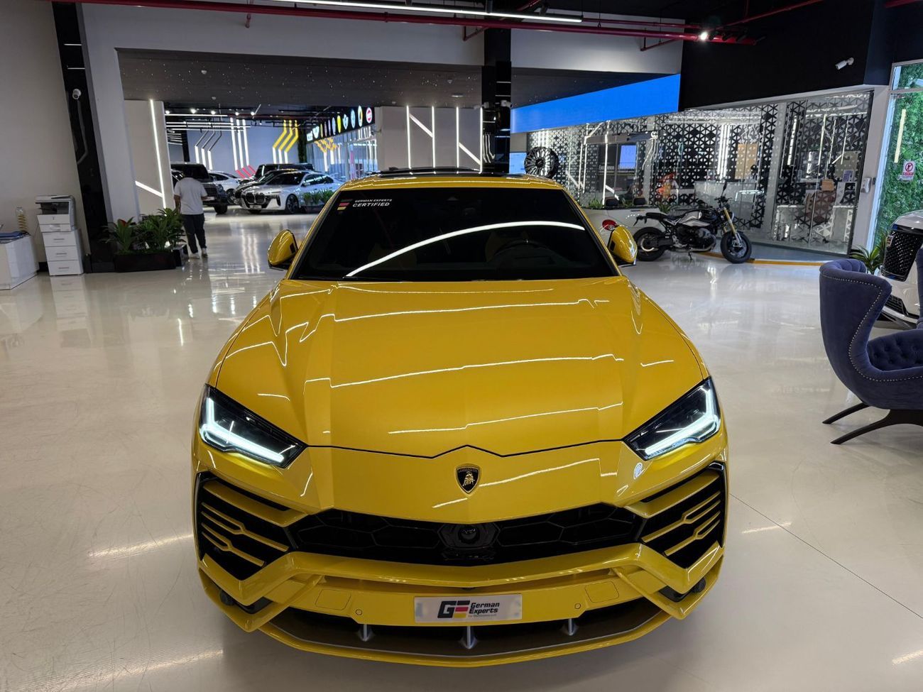 لامبورغيني اوروس STD 4.0T V8