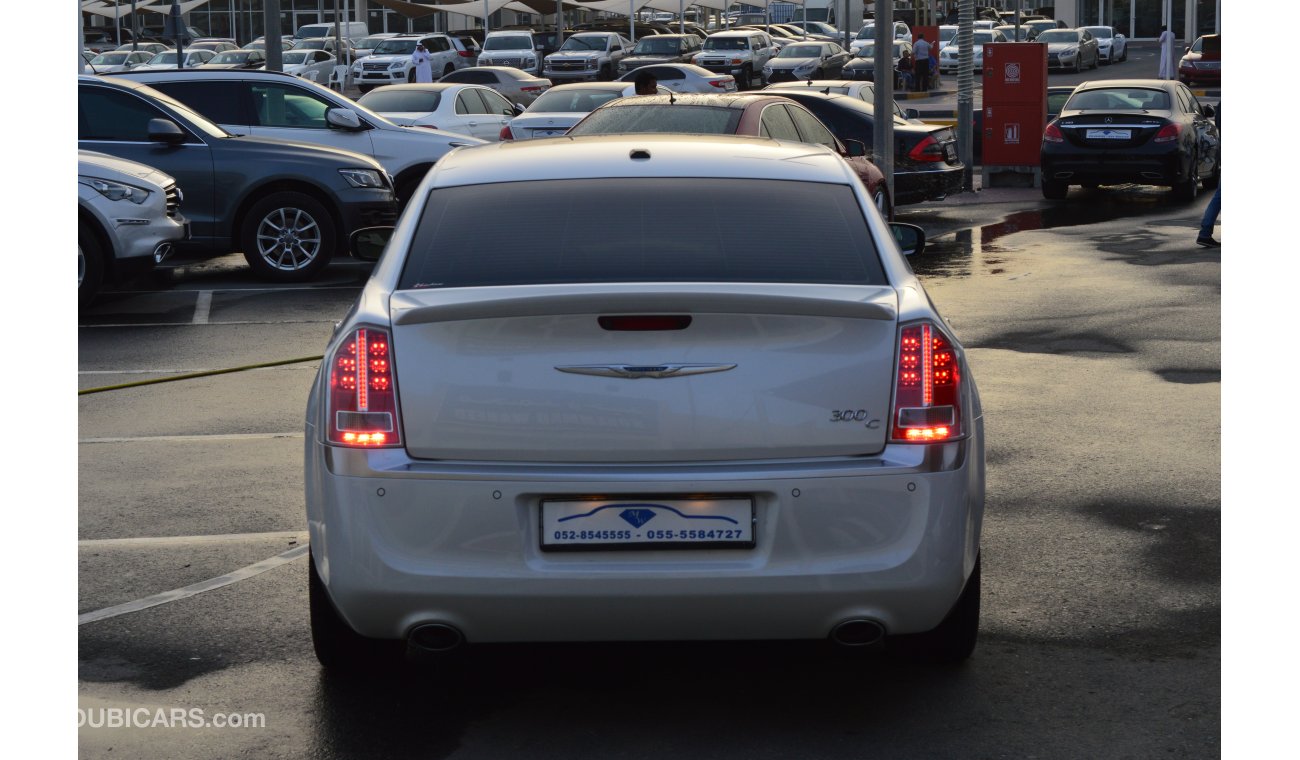 Chrysler 300C Hemi FirePower V8 Engine