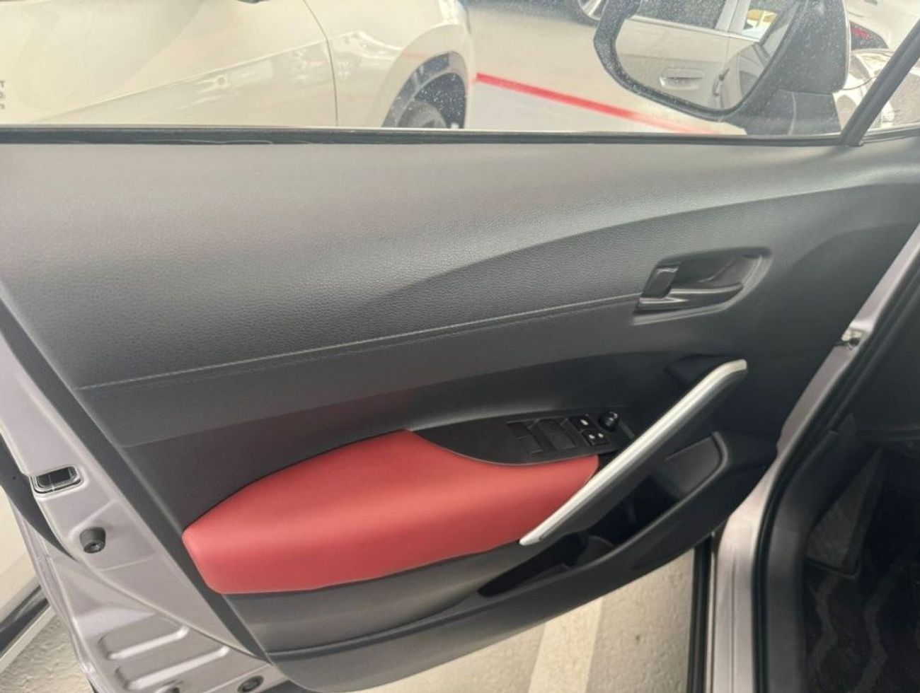 Toyota Corolla Cross 2.0L HYBRID FULL OPTION LEATHER SEATS SUNROOF 2025