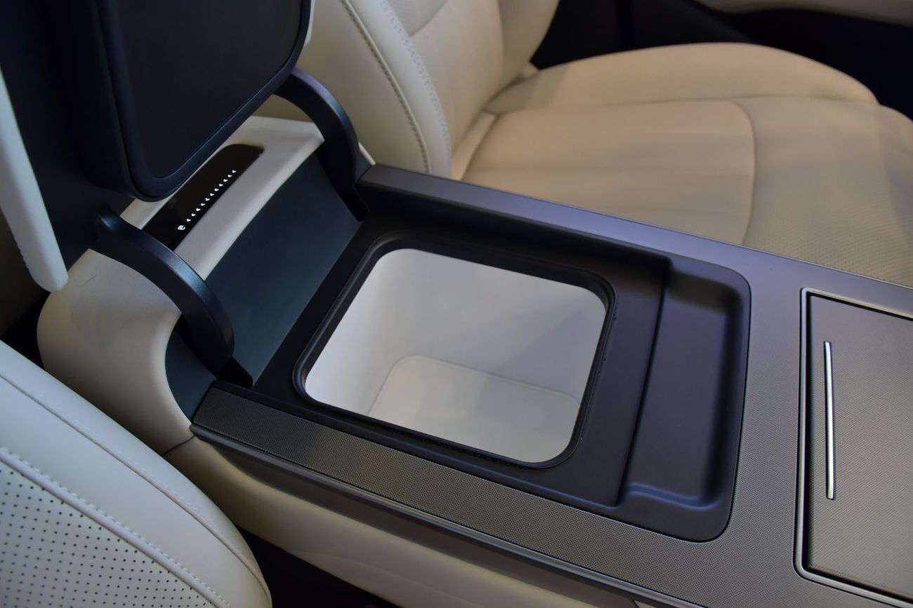 بي واي دي تانغ ل 600KM Four-wheel Drive LiDAR Flagship Model