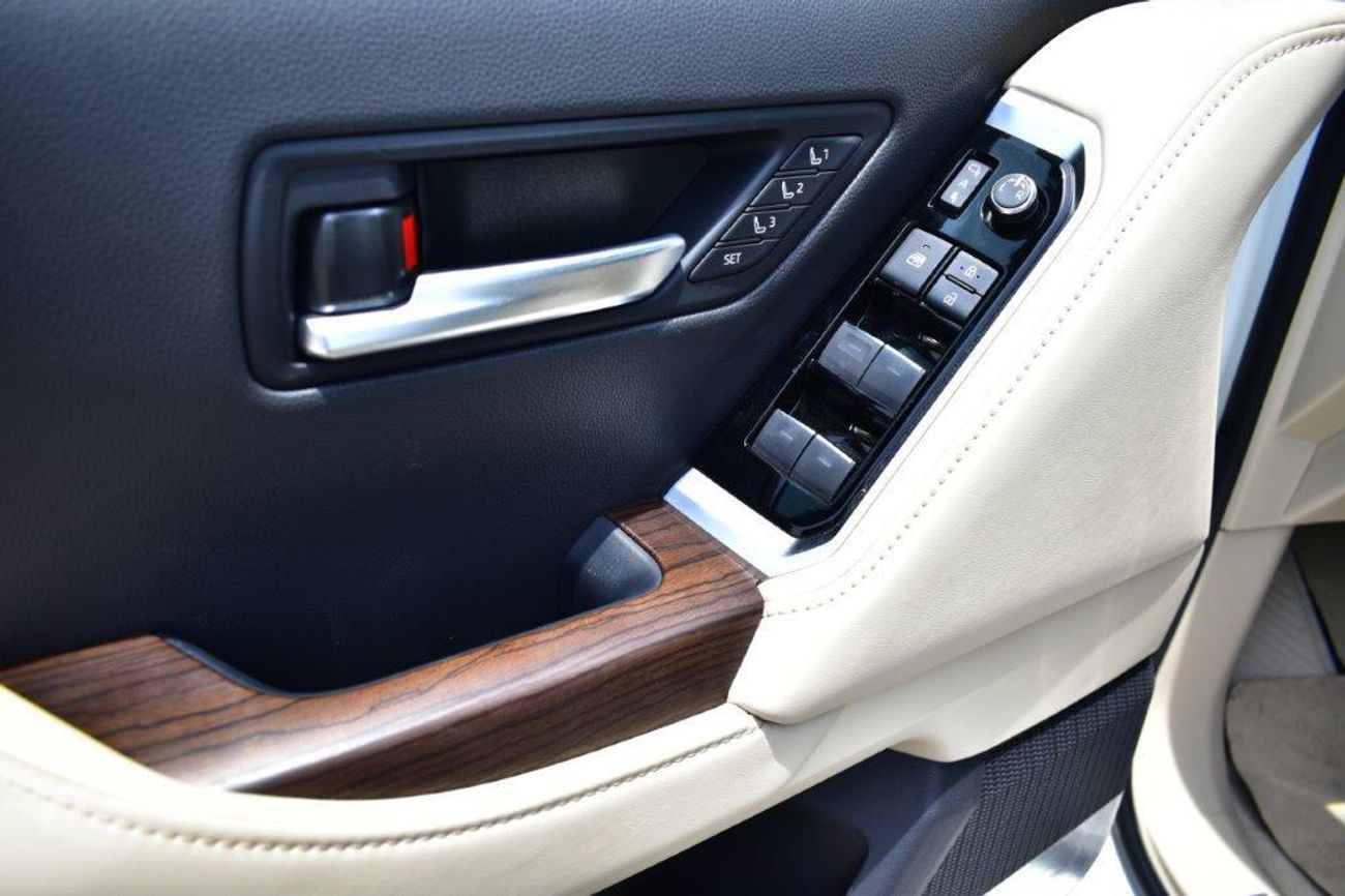 تويوتا لاند كروزر 2025 MODEL TOYOTA LC300 HYBRID VX V6 3.5L 7-SEATER AUTOMATIC TRANSMISSION