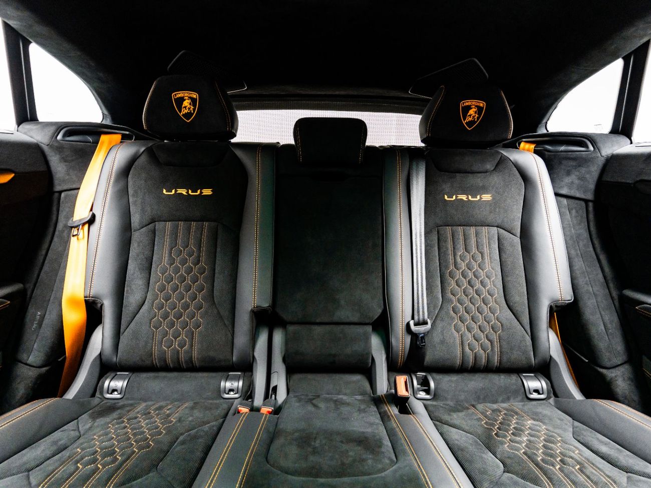 لامبورغيني اوروس 4.0T V8 Performante