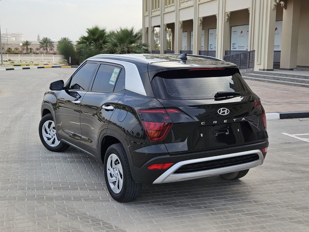 Hyundai Creta Comfort 1.5L LHD V4 Petrol Engine Automatic Gear 2WD 5 Seats 5 Doors