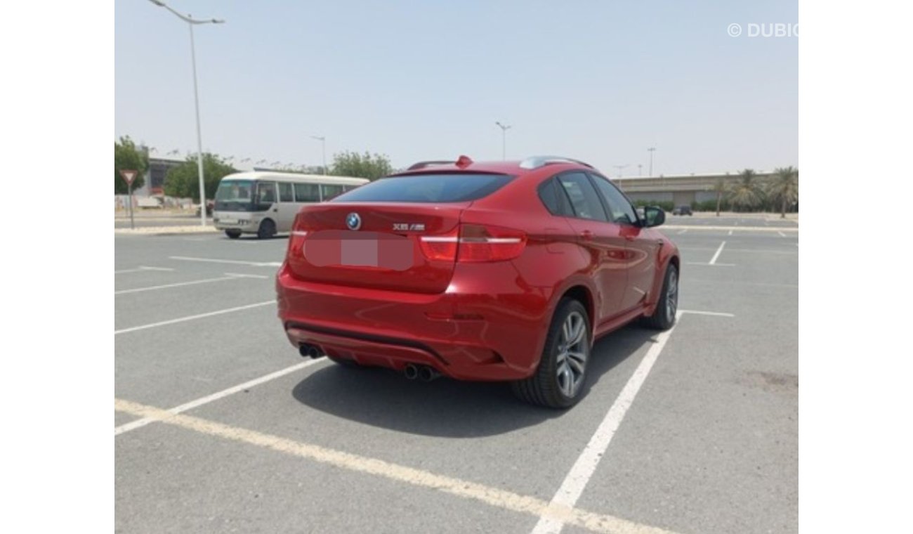 بي أم دبليو X6 M 4.4L / V8 / READY TO EXPORT