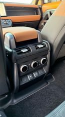 Land Rover Defender P400 110 X-Dynamic SE 3.0L (7 Seater)