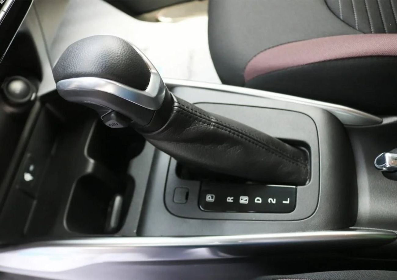 Suzuki Fronx GLX 1.5P AT MY2024 – BLUISH BLACK PEARL