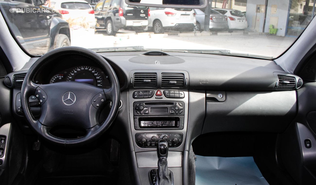 مرسيدس بنز C200 Kompressor