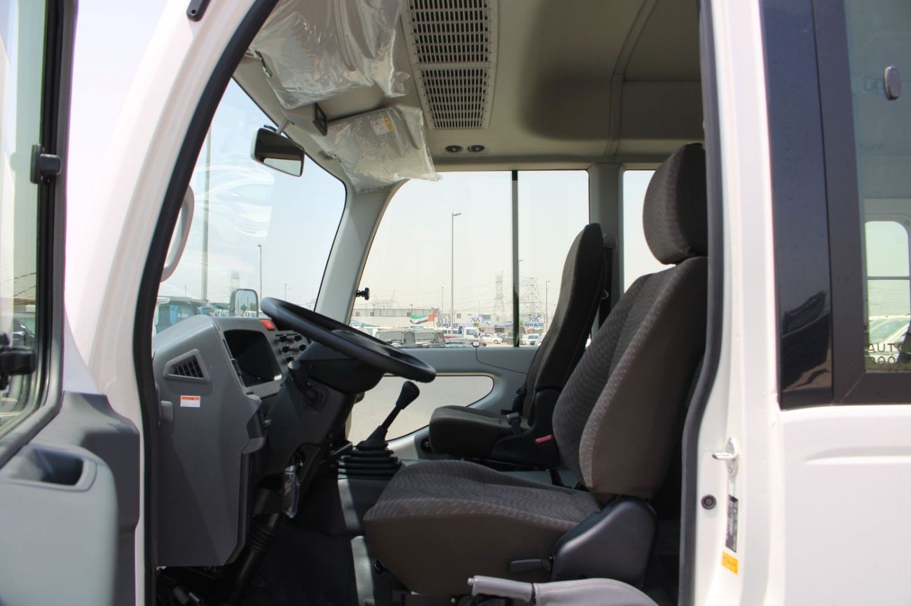 تويوتا كوستر TOYOTA COASTER 4.2L DIESEL 23 SEATER DLX MANUAL