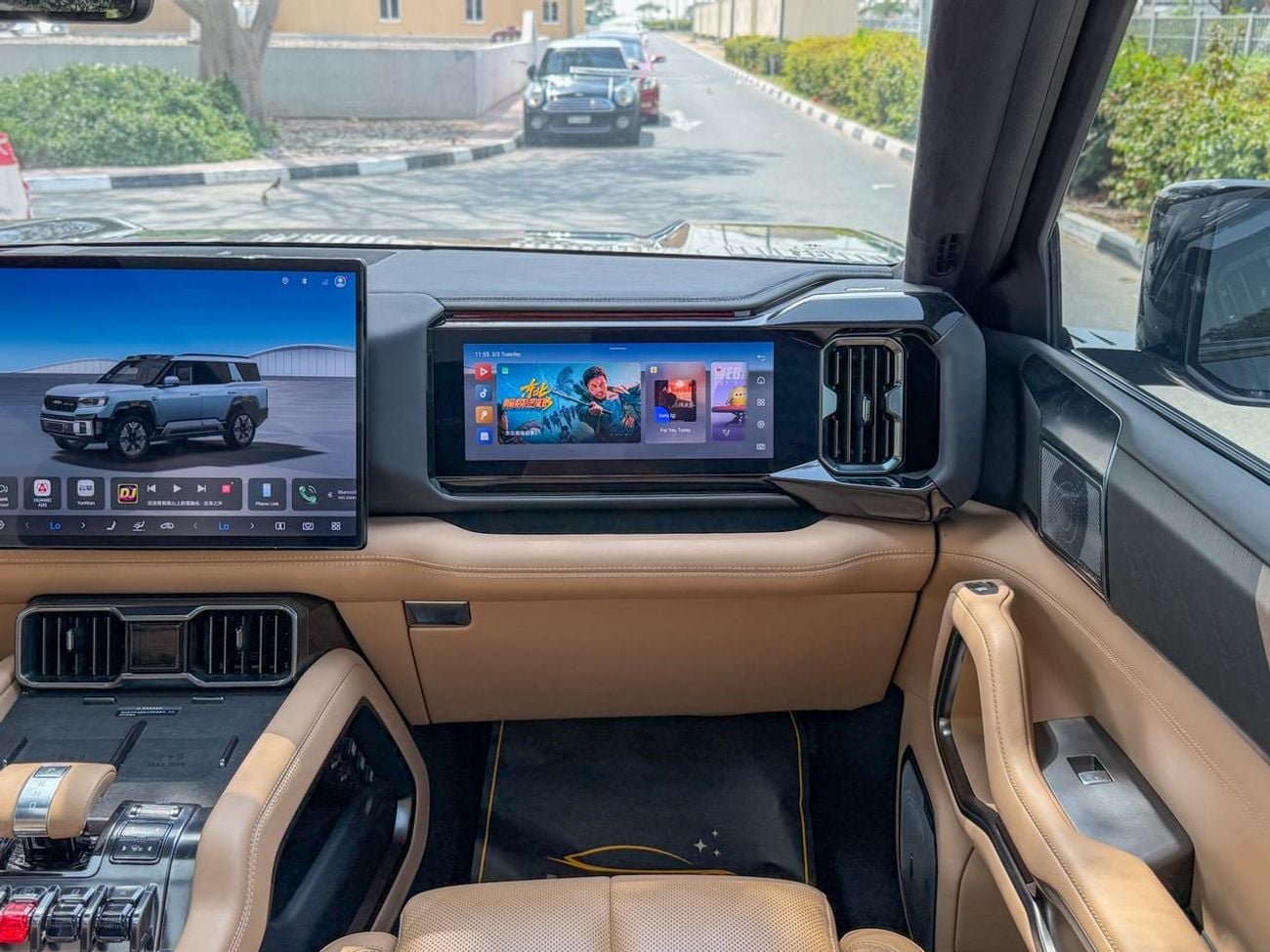 BYD Leopard 8 Smart and Brave Flagship Edition (7 Seats) 2024 BYD Leopard 8 flagship | 2.0L Hybrid (Plug-In) | 939