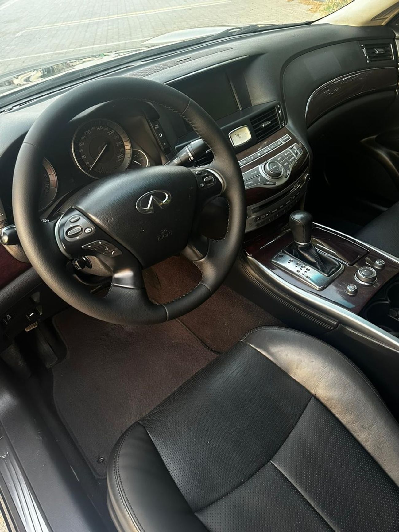 Infiniti Q70 Infiniti Q70 Model: 2018 Price: 48000 dirhams Kilometers: 117000 Gulf specifications V6/3.7L  Full O
