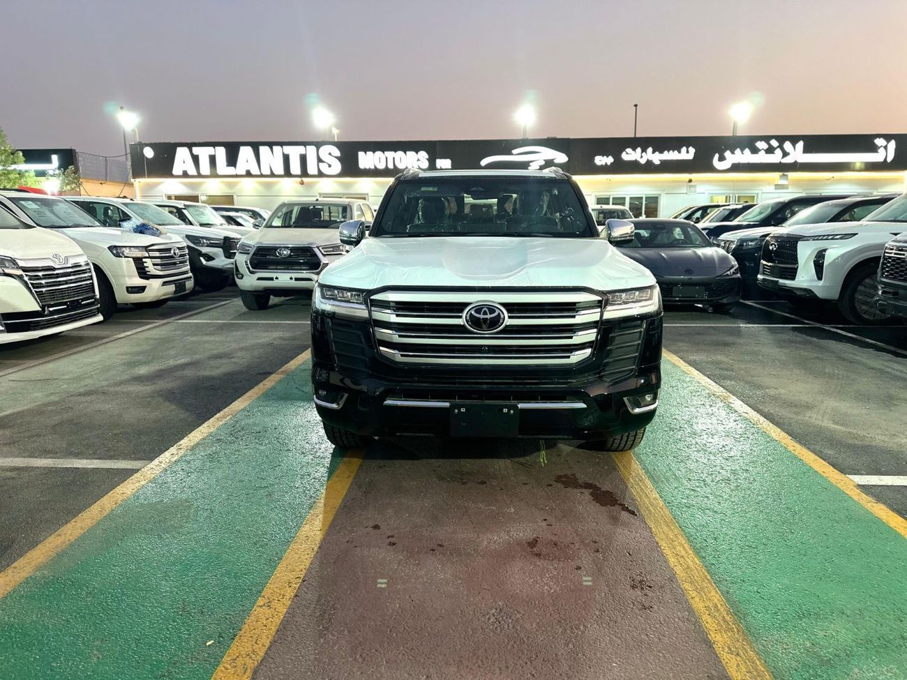 Toyota Land Cruiser 4.0L Black Edition