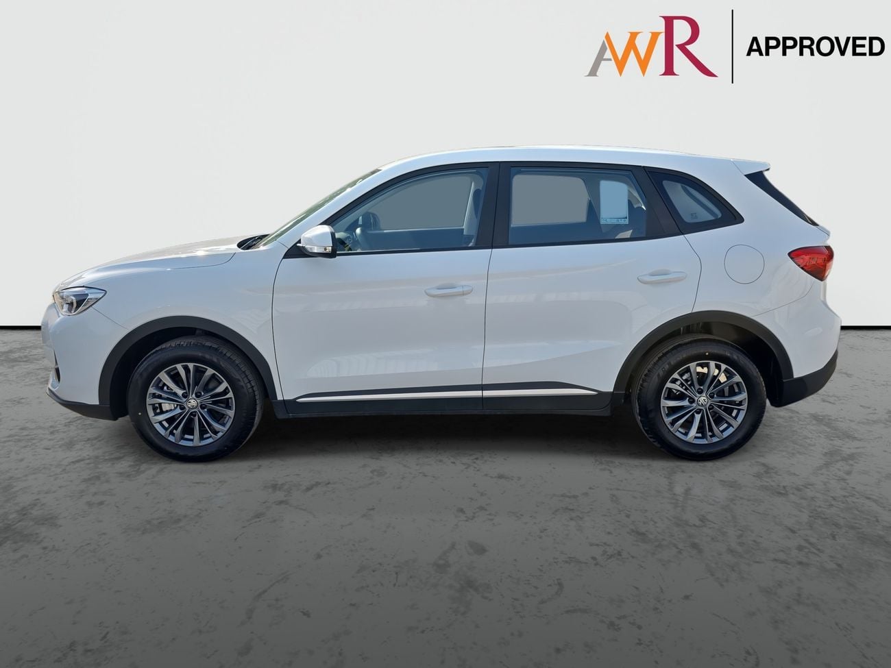 MG ZS STD 2.0