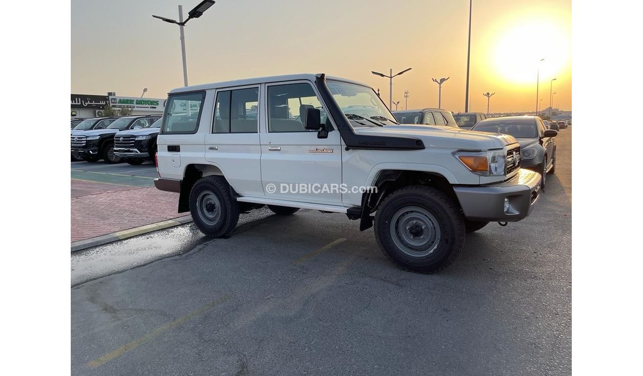 Toyota Land Cruiser 70