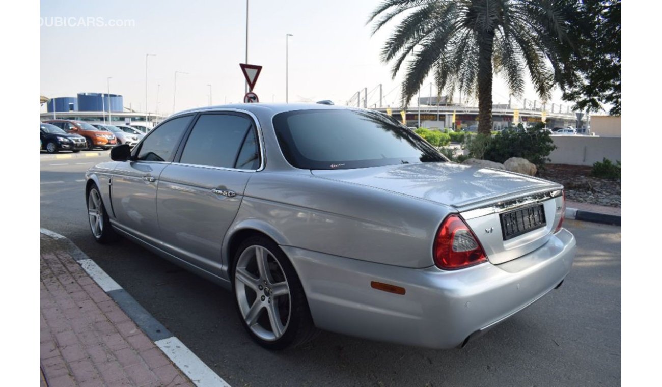 Jaguar XJ SOVERIGN 2009 GCC  SPECS