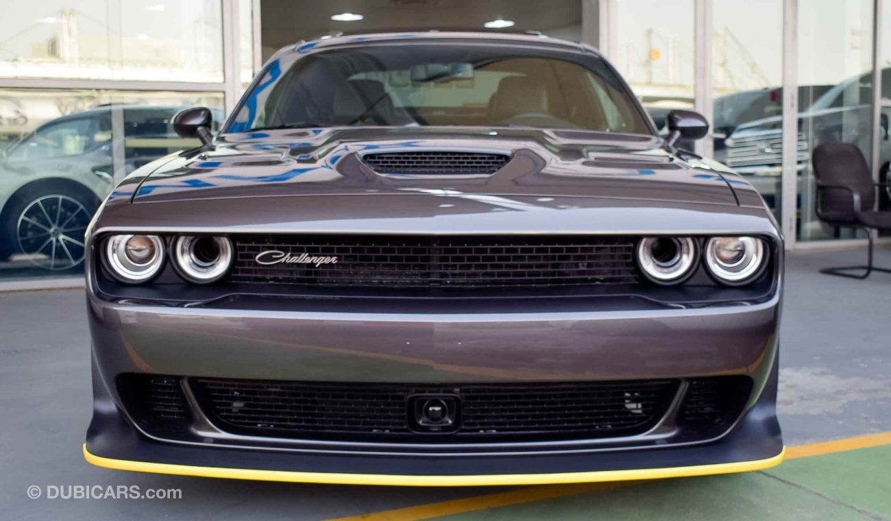 دودج تشالينجر 2019 Scatpack WIDEBODY, 392 HEMI, 6.4 V8 GCC, 0km with 3Yrs or 100,000km Warranty