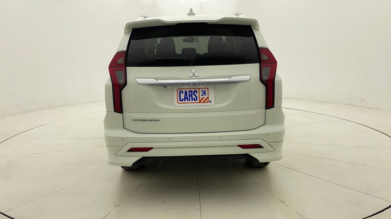 ميتسوبيشي مونتيرو سبورت GLS MIDLINE 3 | بدون دفعة مقدمة | اختبار القيادة في المنزل