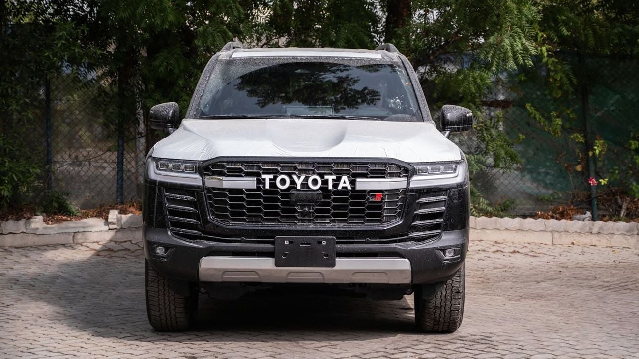 Toyota Land Cruiser LC 3.5 GRS(ATT BLACK INSIDE GRS BLACK& DK.RED)2026