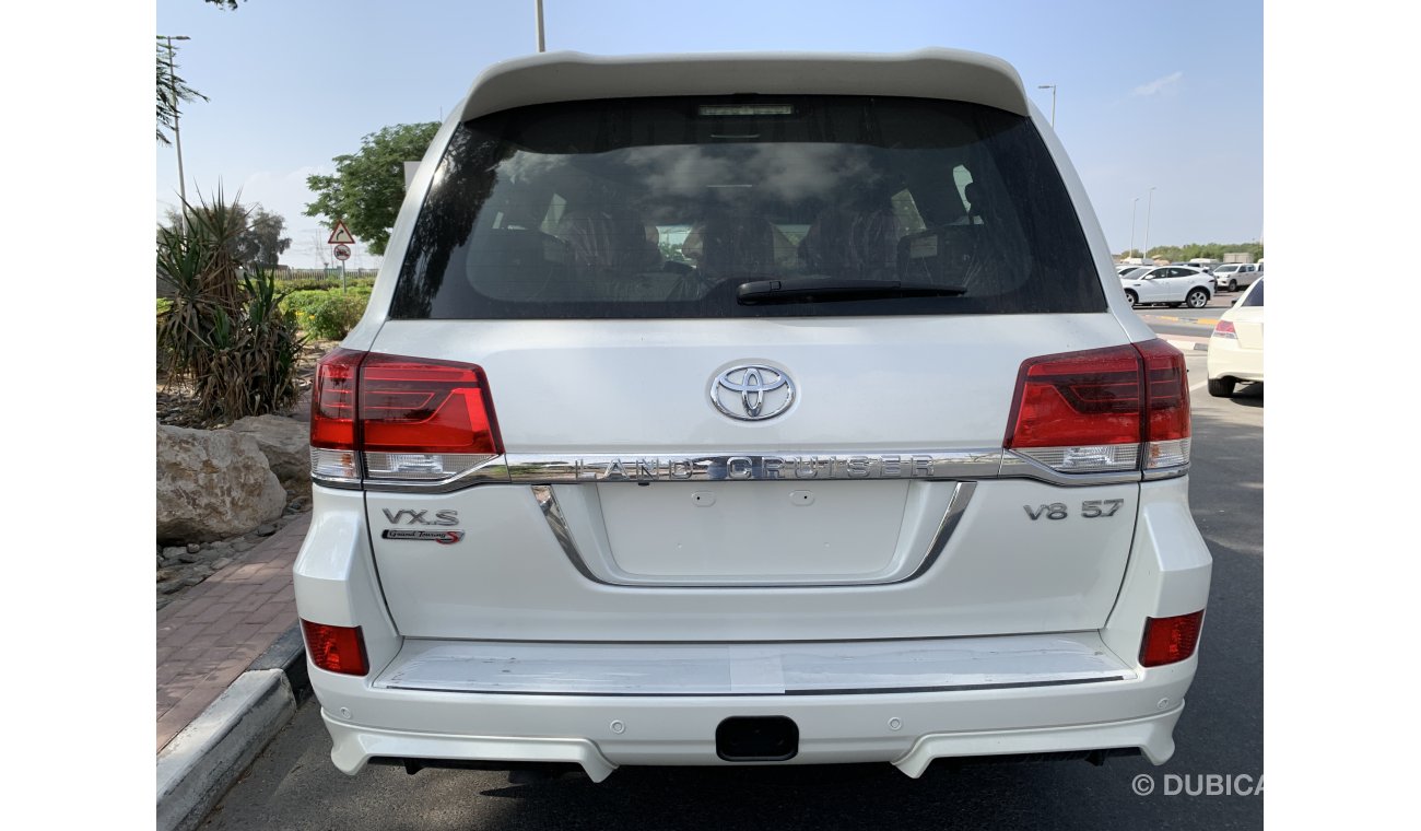 Toyota Land Cruiser VXS GRANDTOURING S MODEL 2021 ( WARRANTY & SERVICES )