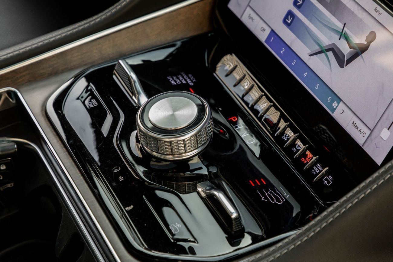 Jeep Grand Wagoneer SERIES III | 6,267 P.M  | 0% Downpayment | Excellent Condition!