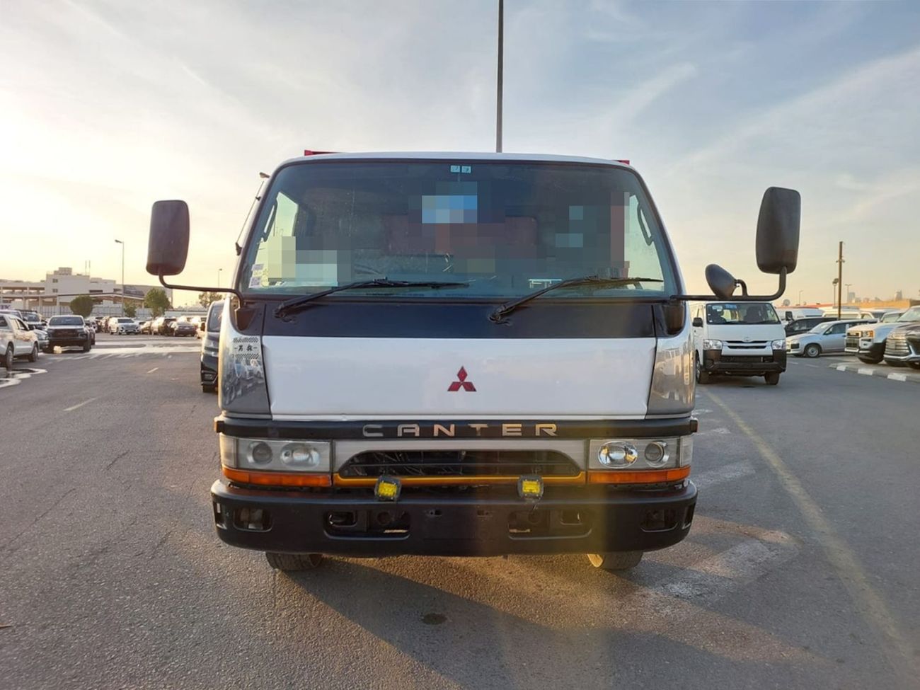 ميتسوبيشي فوسو كانتير MITSUBISHI CANTER TRUCK RHD 1996 MODEL 4.5 L DIESEL MANUAL(PM23015)