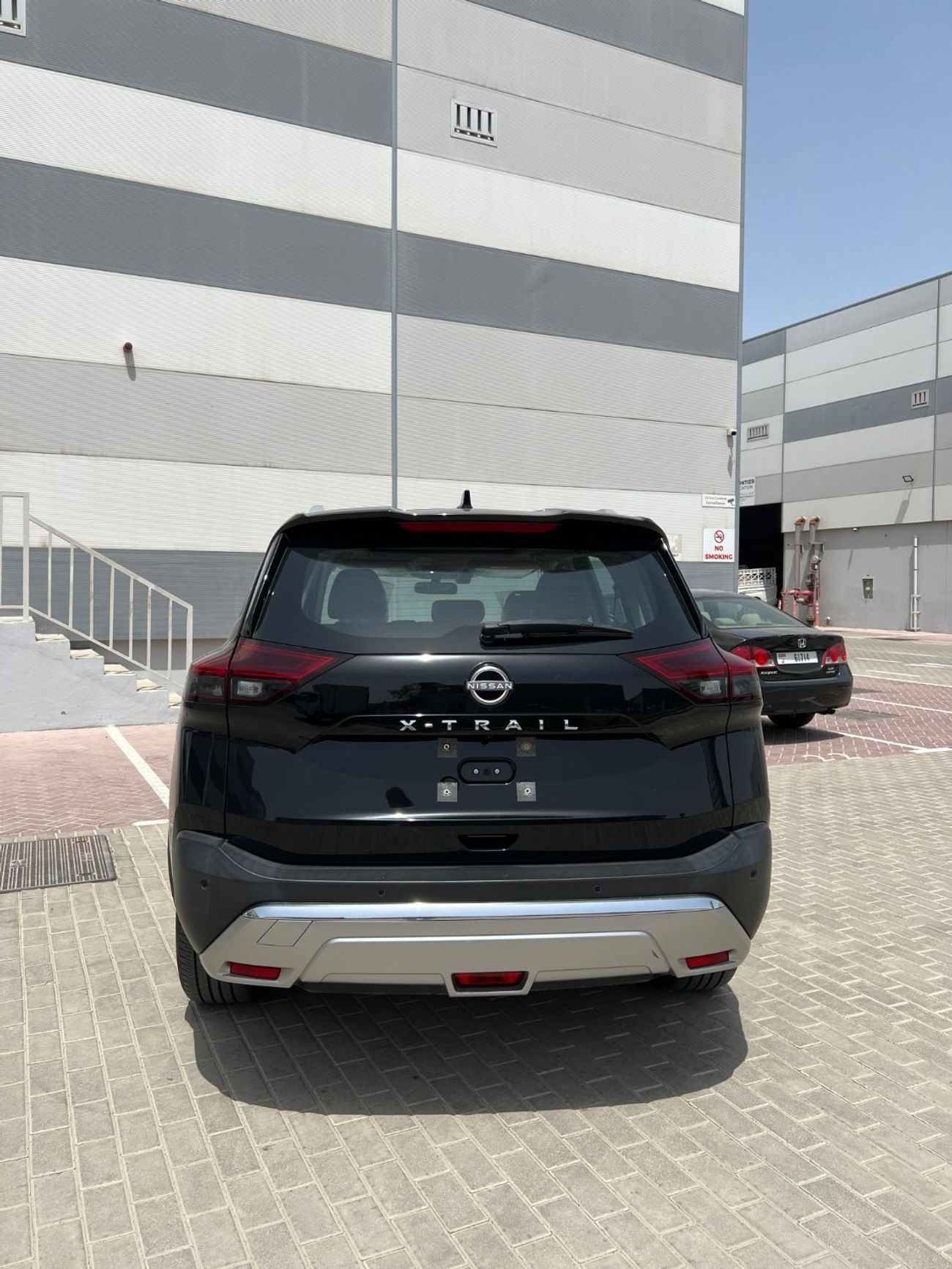 نيسان إكس تريل 1.5L E-POWER 4WD FLAGSHIP HYBRID(SPECIAL PRICE)